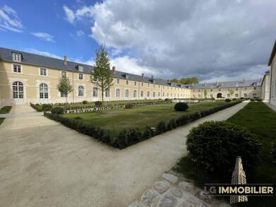 Appartement à louer 680 € 2 pièces 1 chambre 37,6 m² RDC Compiegne 60200