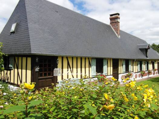 Maison à vendre 291 000 € 7 pièces 3 chambres 130 m² 1 618 m² de terrain Le Neubourg 27110