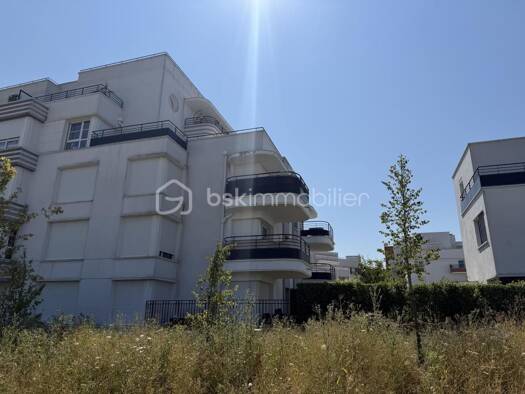Appartement à vendre 298 000 € 3 pièces 2 chambres 49 m² Étage 2/4 Chessy 77700