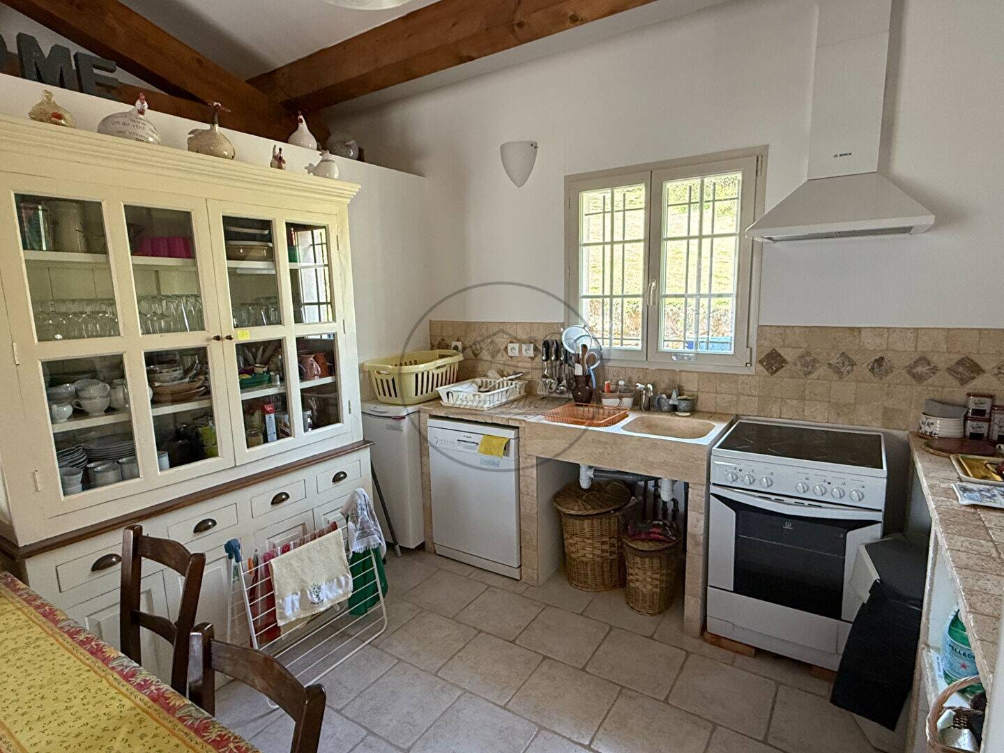 Maison à vendre, 86m², SAINT JEAN DE MARUEJOLS ET AVEJAN