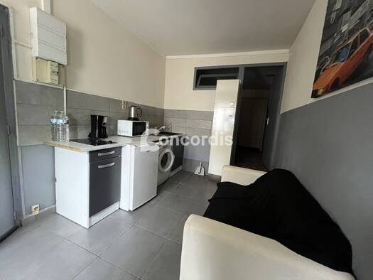 Appartement à louer 300 € 2 pièces 1 chambre 22 m² RDC/3 La Vôge-les-Bains 88240