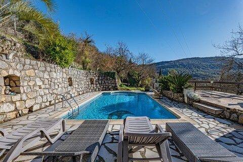 Maison à vendre, 189m², TOURRETTES SUR LOUP