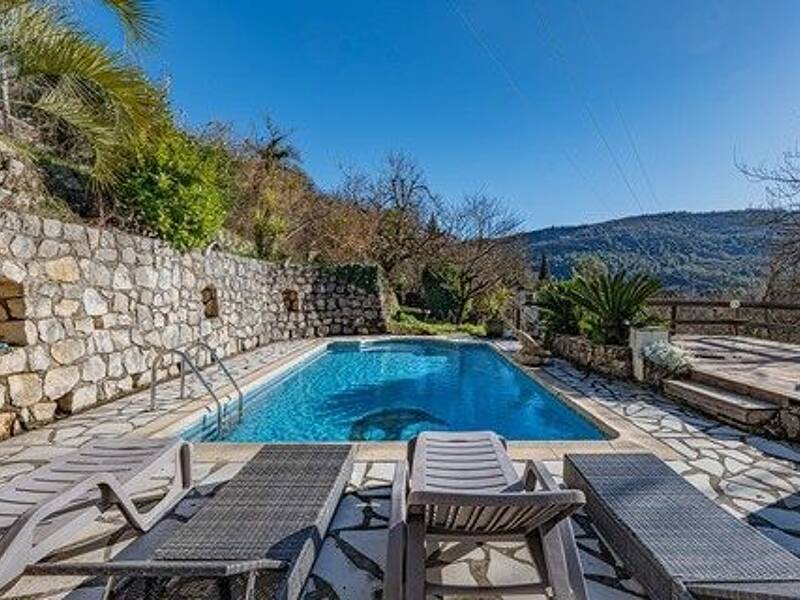 Maison à vendre, 189m², TOURRETTES SUR LOUP
