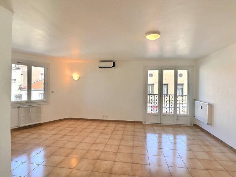 Maison à louer, 74m², MARSEILLE 12E