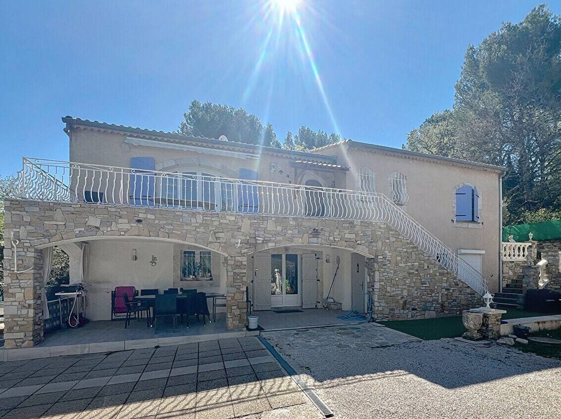 Maison à vendre, 160m², SAINT SAVOURNIN