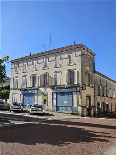 Immeuble à vendre 213 000 € 410 m² Mirambeau 17150