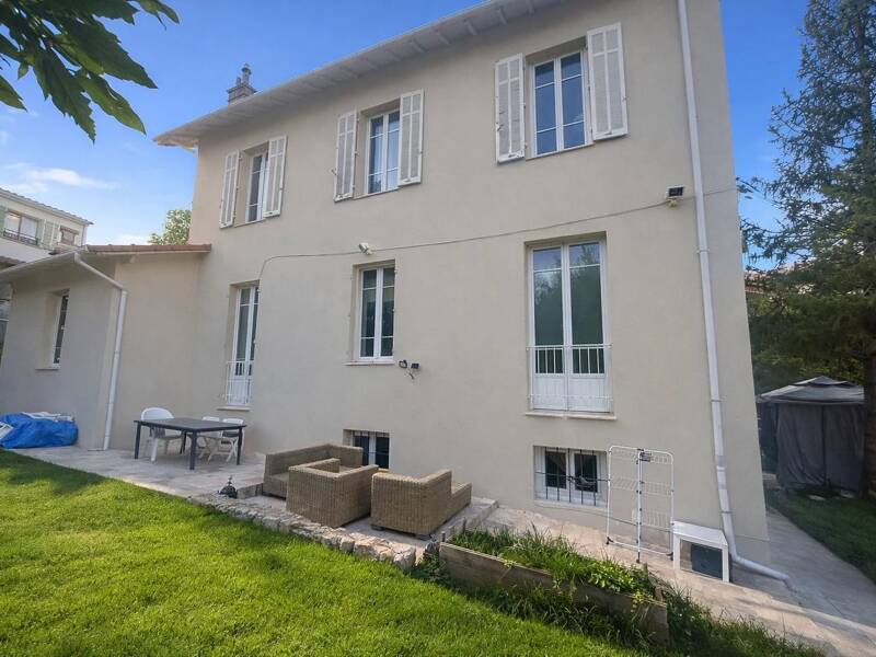 Maison à louer, 84m², CANNES
