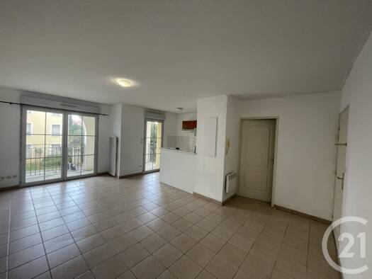 Appartement à louer 596 € 2 pièces 1 chambre 44 m² 1er étage Carcassonne 11000