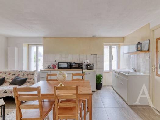 Immeuble à vendre 159 500 € 85 m² Vieillevigne 44116