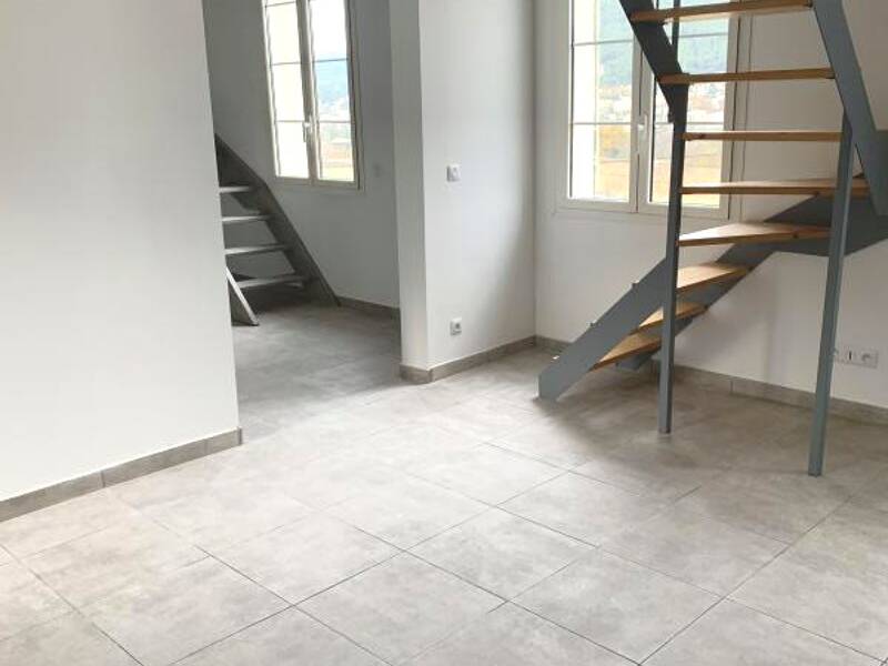 Maison à louer, 52m², SAINT ZACHARIE