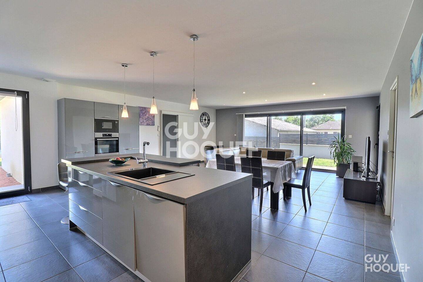 Maison à vendre, 125m², GREZIEU LA VARENNE