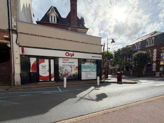 Local commercial à vendre 296 800 € 53,86 m² de surface de vente Houlgate 14510