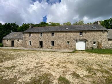 Maison à louer 915 € 6 pièces 5 chambres 150 m² 4 595 m² de terrain Plouarzel 29810
