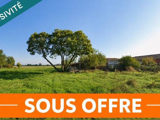 Terrain constructible à vendre 25 000 € 932 m² de terrain Montans 81600
