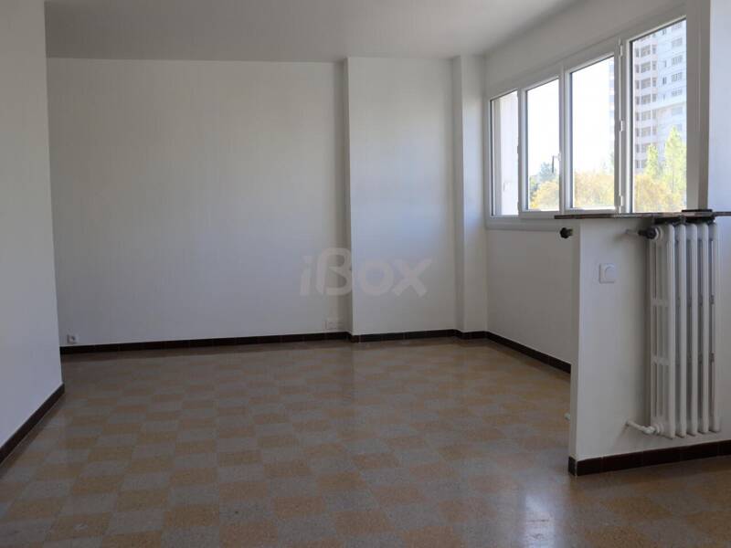 Maison à louer, 53m², TOULON