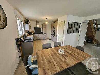 Maison à vendre 222 600 € 6 pièces 3 chambres 80 m² 900 m² de terrain Clenleu 62650