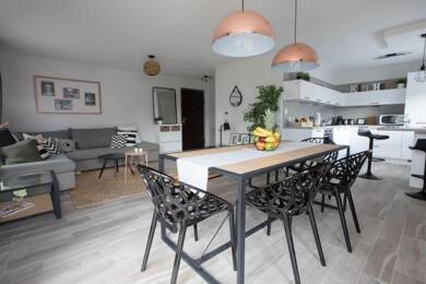 Appartement à vendre 370 000 € 2 pièces 1 chambre 49 m² 5ème étage Riquier Nice 06300
