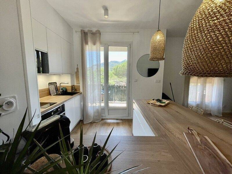 Maison à louer, 40m², MARSEILLE 8E