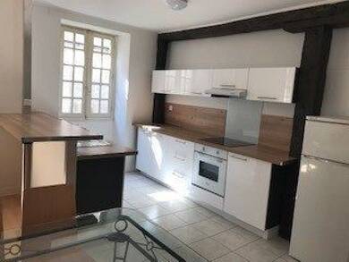 Appartement à louer 580 € 4 pièces 2 chambres 70 m² 1er étage Arsonval Brive-la-Gaillarde 19100