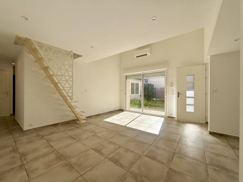 Maison à louer, 69m², NIMES