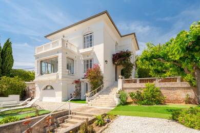 Maison à vendre 830 000 € 6 pièces 5 chambres 207 m² 592 m² de terrain Beaulieu-Darboussèdes Toulon 83100