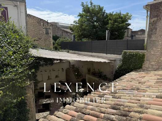Restaurant à vendre 200 000 € 108,6 m² d'espace de restauration Orgon 13660