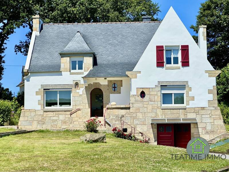 Maison à vendre, 132m², PLOUEGAT MOYSAN