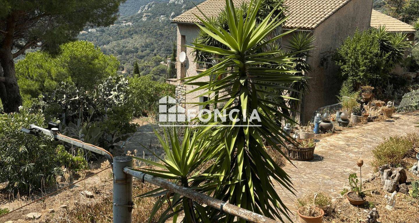 Maison à vendre, 185m², HYERES