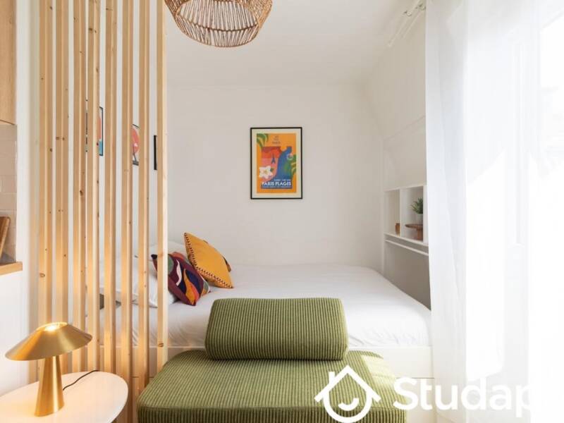 Maison à louer, 16m², PARIS 18E