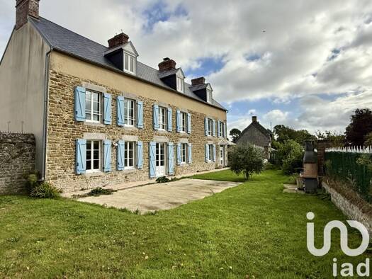 Maison à vendre 310 000 € 8 pièces 6 chambres 210 m² 723 m² de terrain Quettreville-sur-Sienne 50660