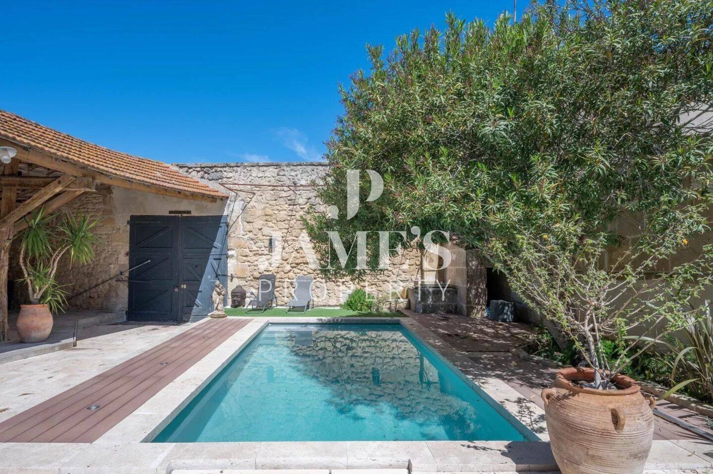 Maison à vendre, 295m², FONTVIEILLE