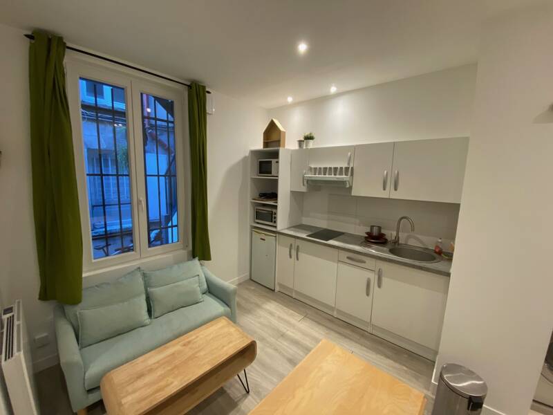 Maison à louer, 18m², PARIS 17E