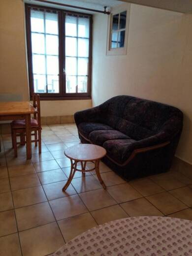 Appartement à louer 610 € 3 pièces 2 chambres 70 m² Seyr La Charité-sur-Loire 58400