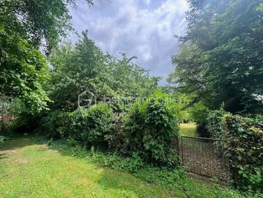 Terrain constructible à vendre 35 000 € 810 m² de terrain Bray-sur-Somme 80340
