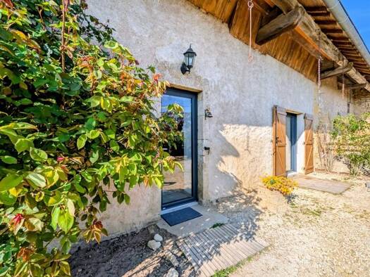 Maison à vendre 265 000 € 8 pièces 3 chambres 192 m² 2 800 m² de terrain Baron 71120