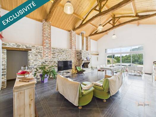 Maison à vendre 435 500 € 8 pièces 6 chambres 223 m² 3 601 m² de terrain Mouchamps 85640