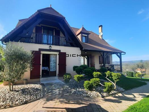 Maison à vendre 339 200 € 5 pièces 4 chambres 150 m² 1 287 m² de terrain Cosnac 19360