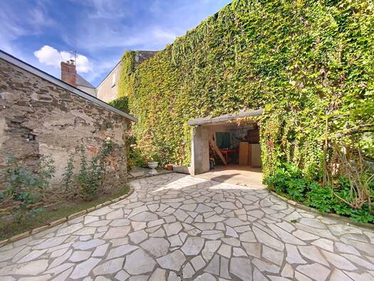 Maison à vendre 199 900 € 6 pièces 3 chambres 101 m² 222 m² de terrain Mauges-sur-Loire 49570