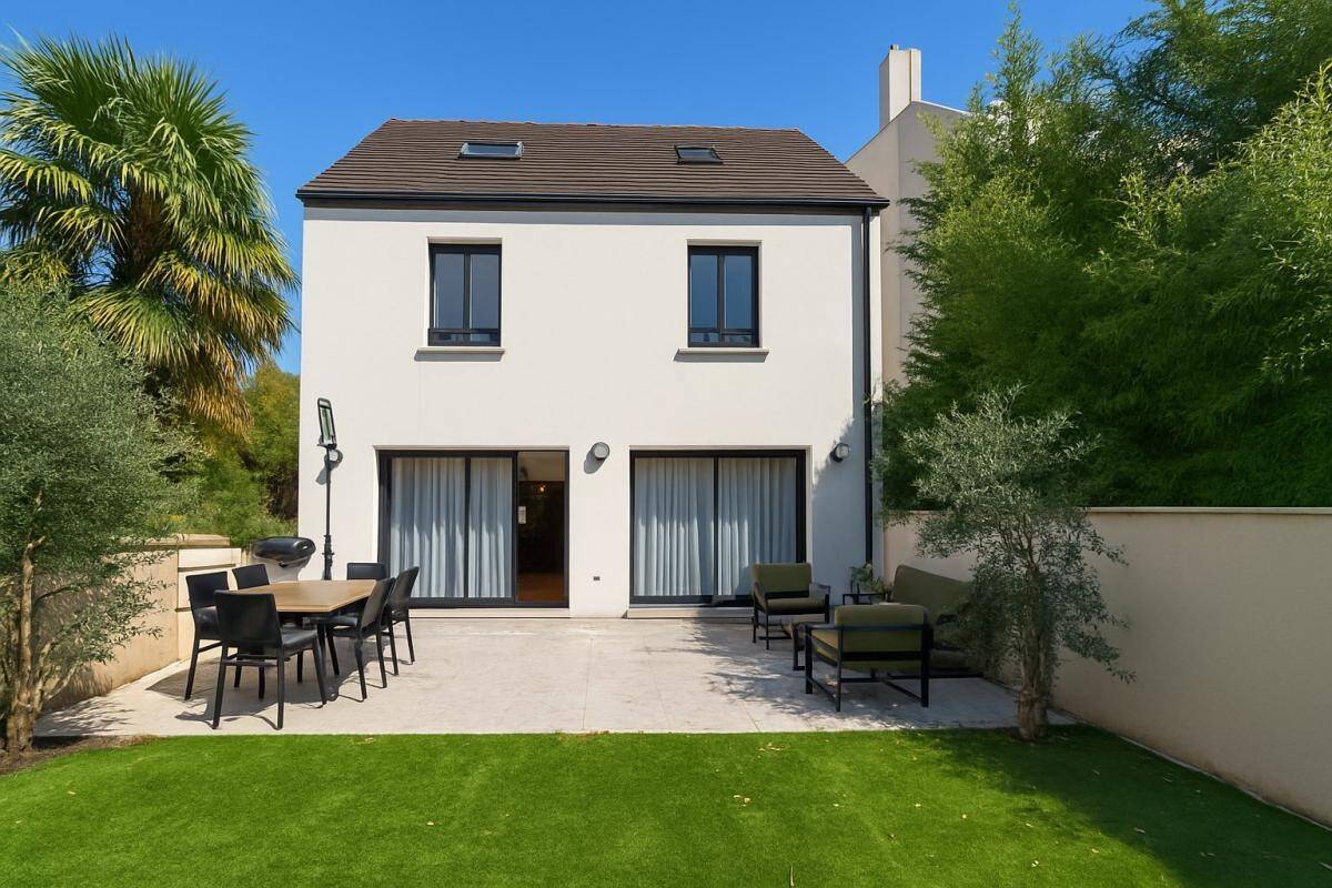 Maison à vendre, 203m², SAINT MAUR DES FOSSES