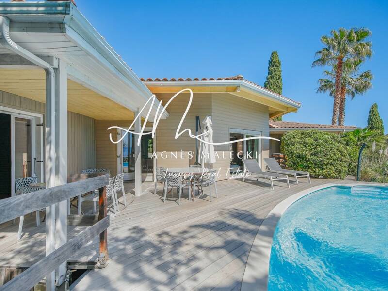 Maison à vendre, 173m², RAYOL CANADEL SUR MER