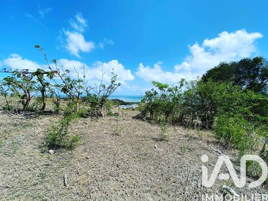 Terrain constructible à vendre 550 000 € 1 717 m² de terrain Koungou 97690