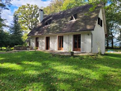 Maison à vendre 180 000 € 6 pièces 4 chambres 140 m² 2 475 m² de terrain Foucherolles 45320