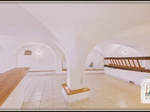 Appartement à vendre 139 000 € 2 pièces 1 chambre 77 m² RDC/4 Puy-Saint-André 05100