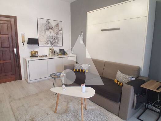 Appartement à louer 861 € 1 pièce 41 m² 2ème étage Saint-Denis 97400
