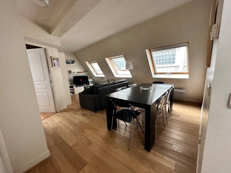 Maison à louer, 36m², PARIS 8E