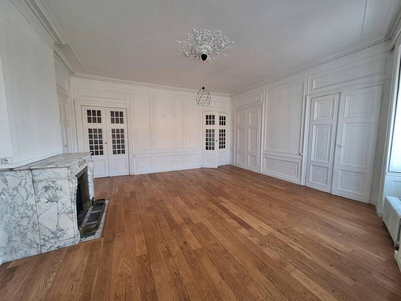 Maison à louer, 112m², LYON 1ER