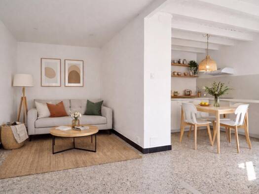 Maison à louer 790 € 3 pièces 2 chambres 74 m² Villieu-Loyes-Mollon 01800