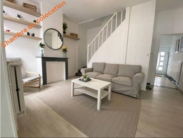 Appartement à louer 425 € 5 pièces 1 chambre 1er étage disponible à partir du 05/07/2025 Centre Anzin 59410