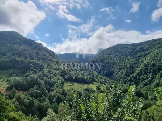 Chalet à vendre 187 000 € 2 pièces 42 m² 5 672 m² de terrain Aydius 64490