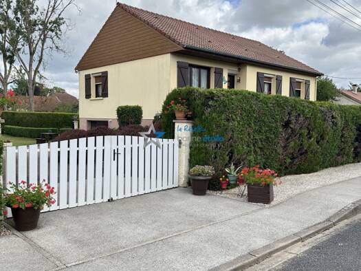 Maison en viager occupé Bouquet 45 000 € 5 pièces 3 chambres 86 m² 1 038 m² de terrain Val-de-Meuse 52140